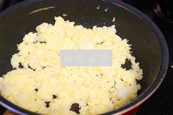 简单美味牛肉鸡蛋炒饭的做法步骤9