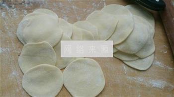 营养美味白菜猪肉饺子的做法图解6
