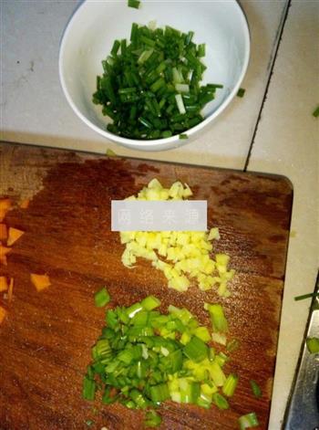 玉米红萝卜蛋炒饭的做法步骤4