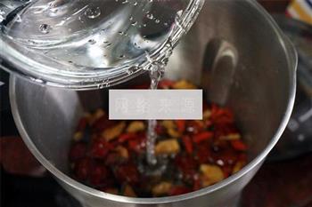 红枣枸杞豆浆的做法图解5