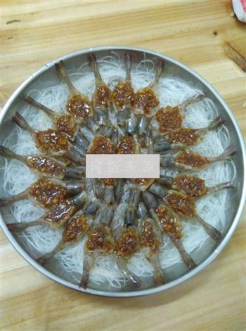 蒜蓉粉丝蒸虾的做法图解4