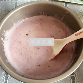 蓝莓火龙果酸奶慕斯的做法步骤10