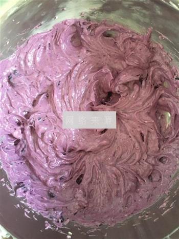 蓝莓酸奶芝士慕斯的做法步骤4
