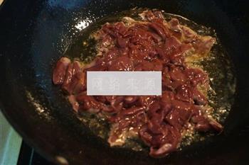 尖椒胡萝卜炒猪肝的做法步骤9