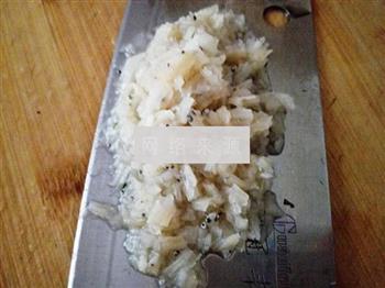 银鱼蛋黄青菜粥的做法步骤3