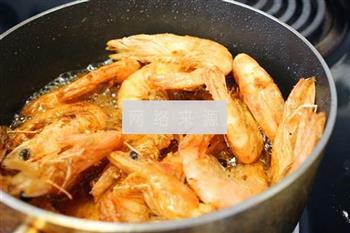 椒盐酱油虾的做法步骤10