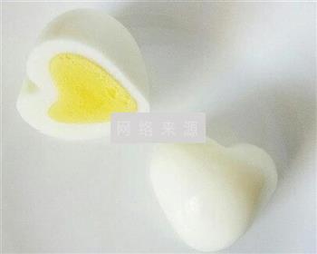 爱心鸡蛋的做法步骤5