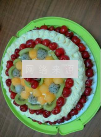十寸水果戚风蛋糕的做法步骤9
