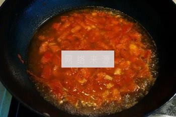 西红柿鸡蛋热汤面的做法图解5