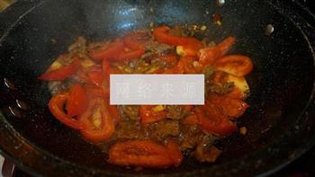 番茄牛肉煮米粉的做法步骤10