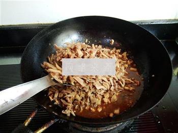 黑笋干肉包子的做法步骤10