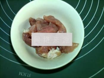 莲子瑶柱瘦肉汤的做法步骤5