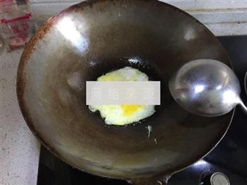 美味酸豆角蛋炒饭的做法图解2