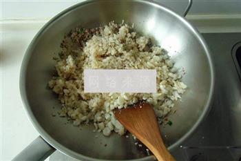 蘑菇肉酱拌米线的做法步骤7