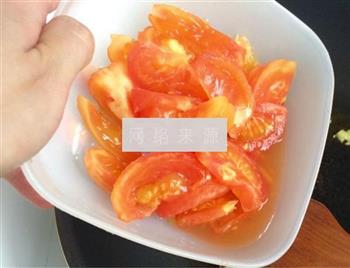 番茄烩西葫芦的做法步骤8