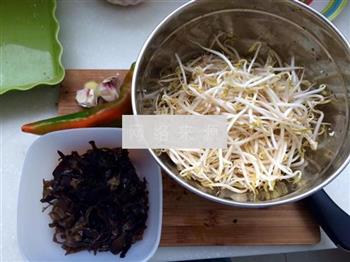 木耳豆芽炒肉丝的做法步骤7