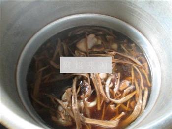 茶树菇鸡腿汤的做法图解6