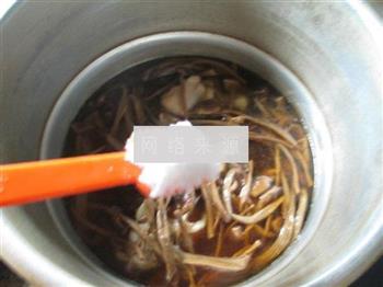 茶树菇鸡腿汤的做法图解7