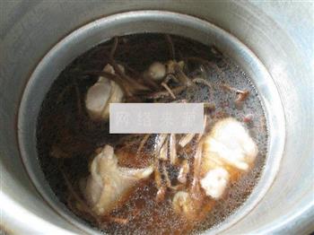 茶树菇鸡腿汤的做法图解8