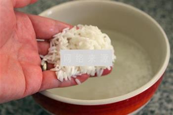 香菇排骨糯米饭的做法图解2