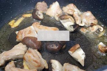 香菇排骨糯米饭的做法步骤5