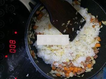 香肠蛋炒饭的做法步骤8