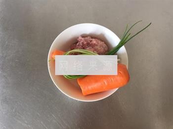 全麦胡萝卜鲜肉汉堡的做法步骤1