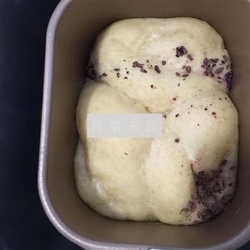 紫薯面包的做法图解2