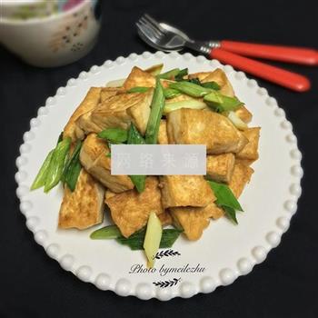 蒜苗豆腐的做法图解10