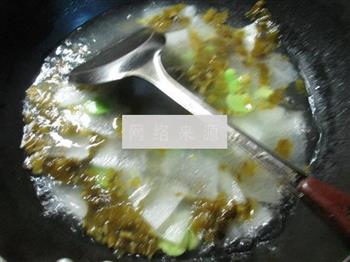 雪菜蚕豆冬瓜汤的做法图解4