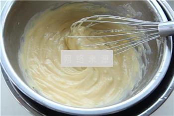 北海道戚风蛋糕的做法步骤7