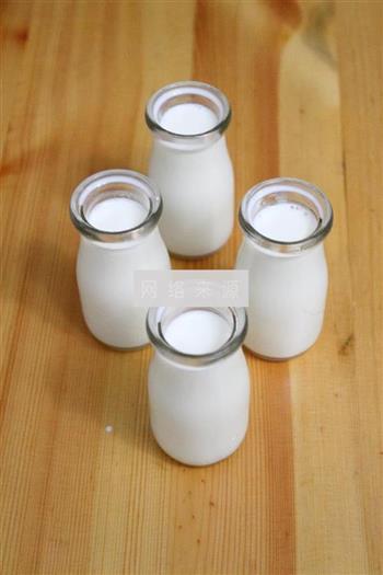自制健康美味酸奶的做法图解2
