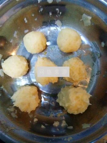 土豆球简易的做法步骤5