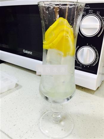 酒香柠檬绿的做法步骤2