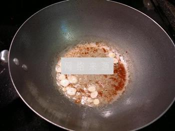 咸肉炒豇豆豆干的做法步骤4