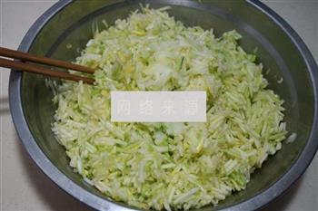 南瓜排叉饺子的做法步骤5