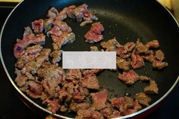 双椒炒牛肉的做法图解7
