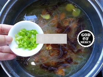 紫菜干贝肉片汤的做法图解11