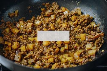 咖喱豌豆牛肉饭的做法步骤6