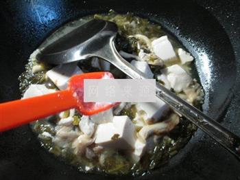 雪菜秀珍菇豆腐的做法步骤6