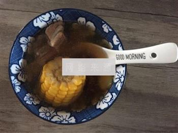 玉米红枣排骨汤的做法步骤3