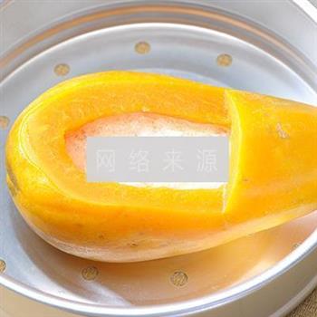 木瓜炖牛奶雪燕桃胶的做法步骤5