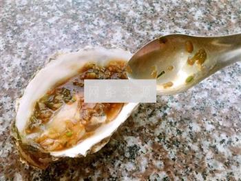 蚝油蒜蓉烤牡蛎的做法步骤8