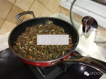梅干菜烧肉的做法步骤7