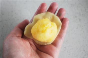 金沙奶黄广式月饼的做法图解16