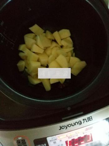 青椒土豆煲鸡块的做法图解5