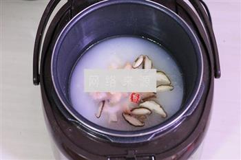 虾仁香菇粥的做法图解5