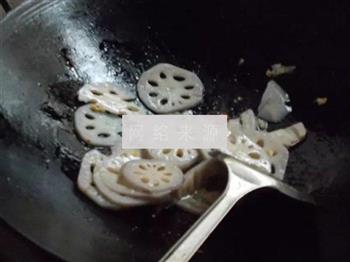 炝炒酸菜脆藕片的做法步骤3
