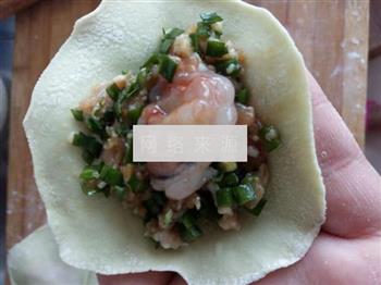 翡翠韭菜虾仁水饺的做法步骤10