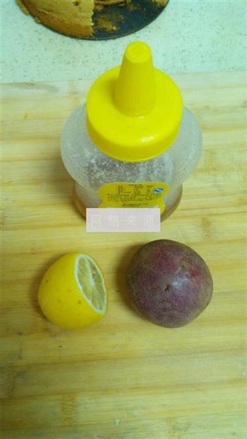 百香果柠檬水的做法步骤1